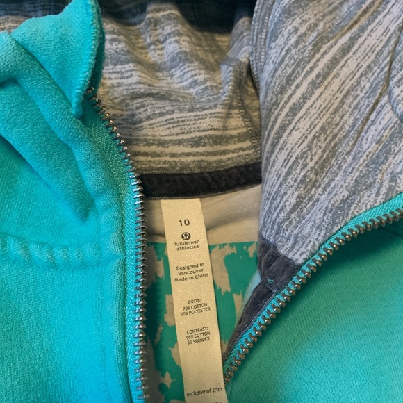 Special Edition Lululemon Scuba full zip Hoodie in teal colour - Picture 5 of 8